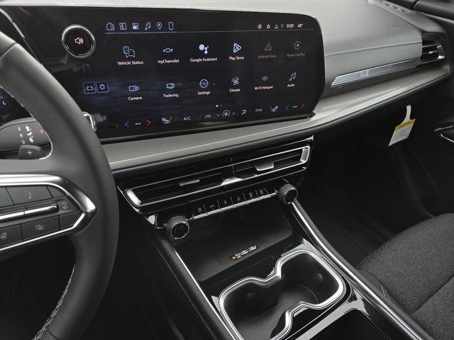 New 2026 Chevrolet Traverse LT w/ Driver Confidence Package AWD/4WD image 36