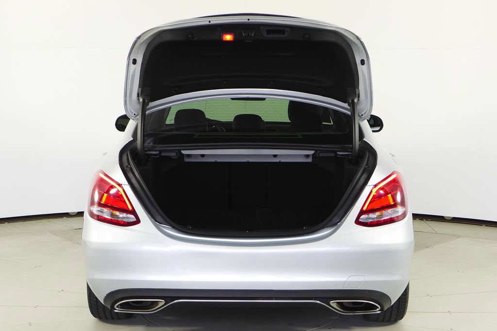 Used 2016 Mercedes-Benz C 300 Sedan image 10