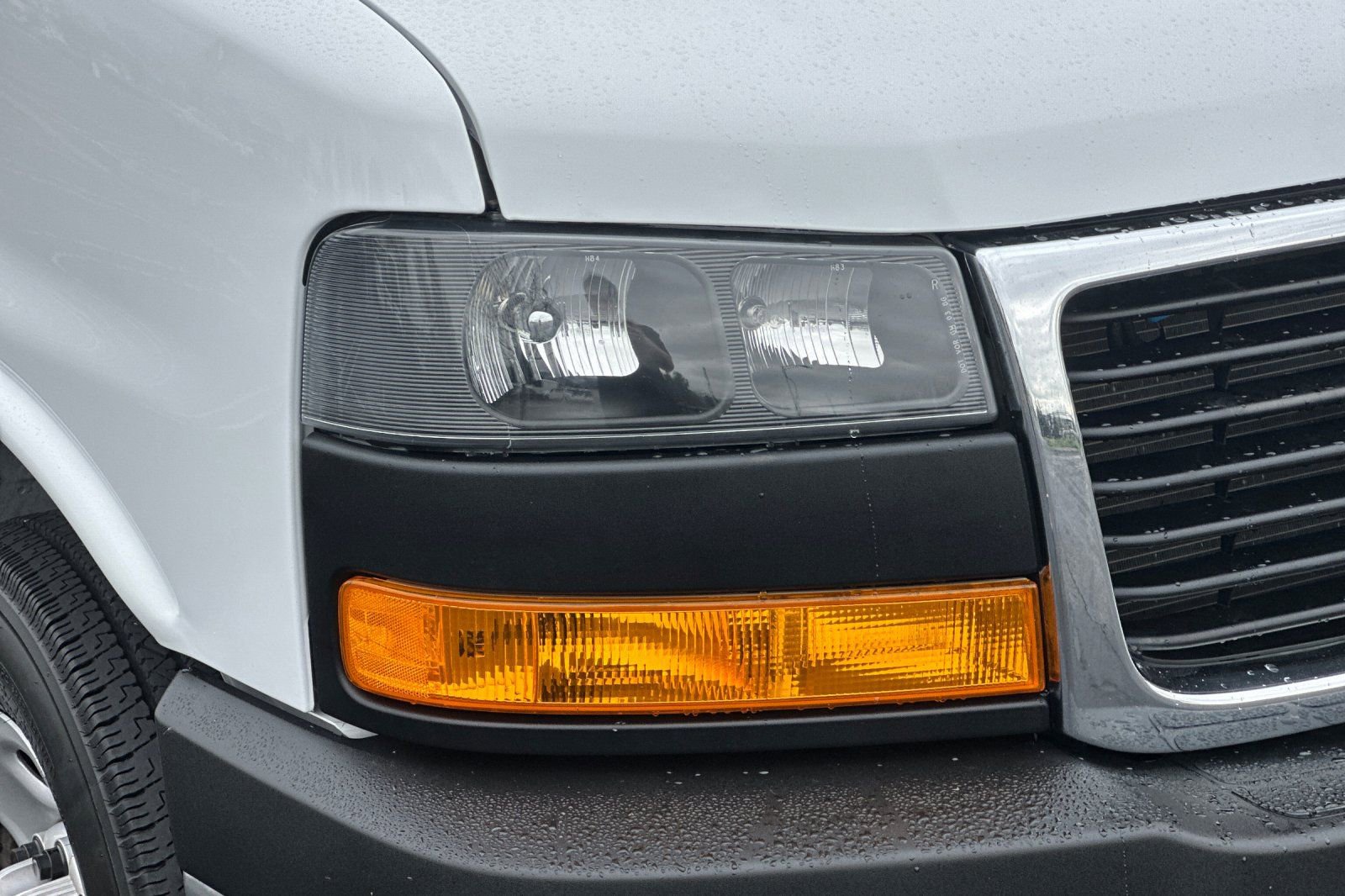 Used 2024 GMC Savana 2500 w/ Driver Convenience Package image 39