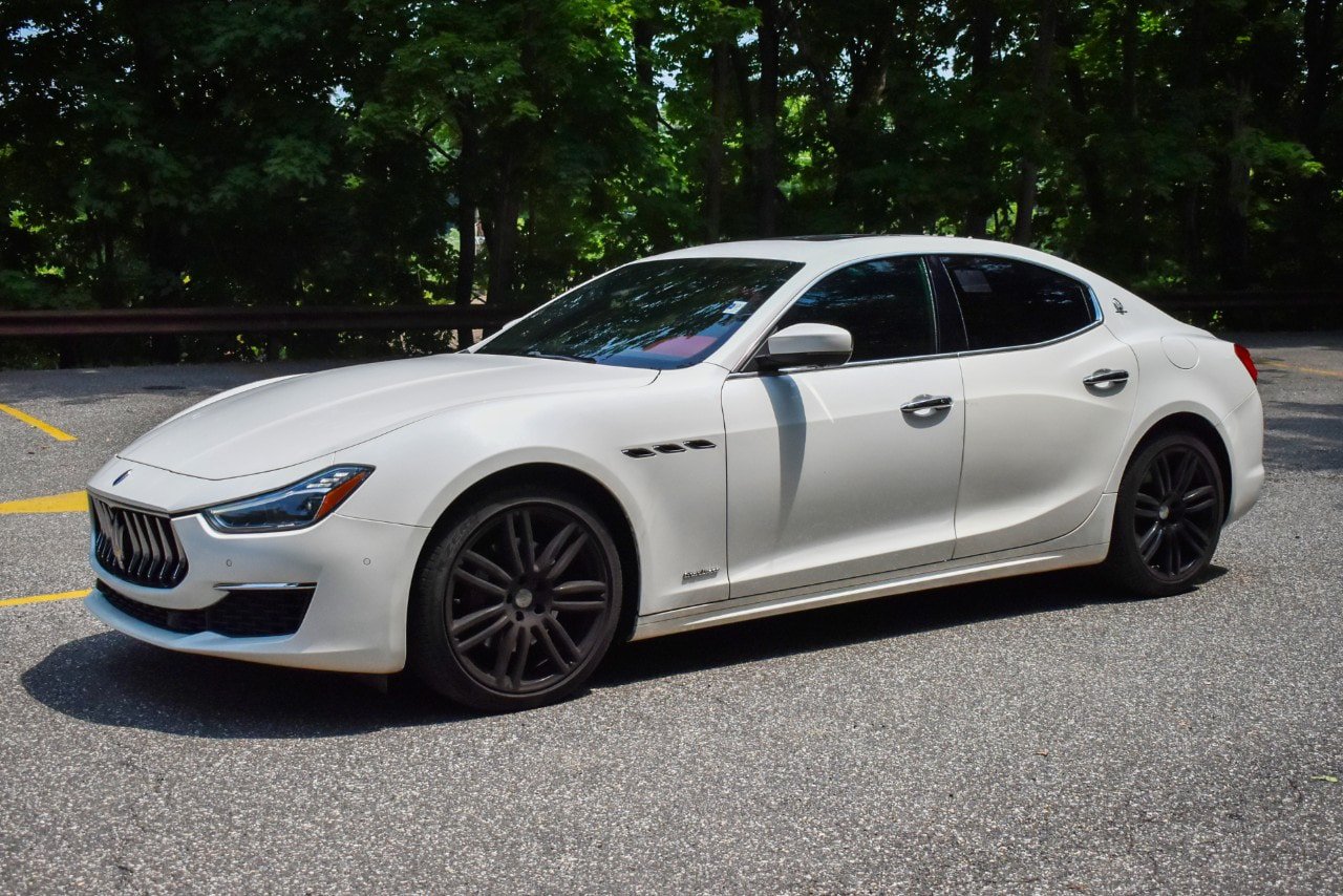 Used 2019 Maserati Ghibli GranLusso RWD image 3