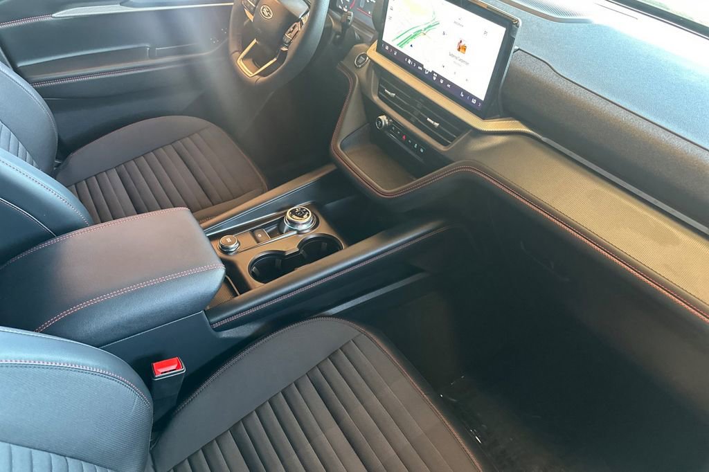 New 2026 Ford Explorer ST-Line w/ ST-Line Street Pack RWD image 15