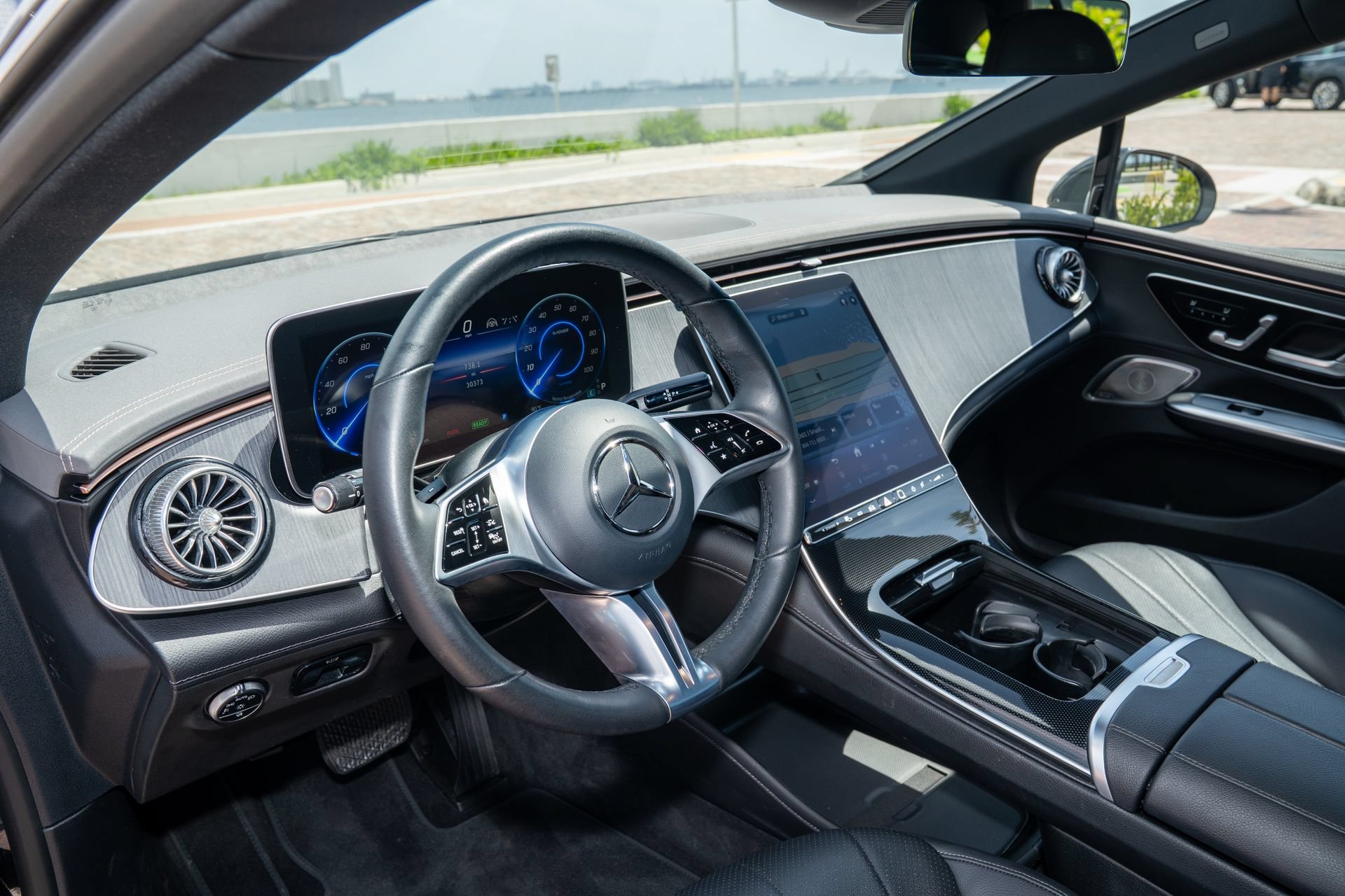 Used 2023 Mercedes-Benz EQE 350+ Sedan image 35