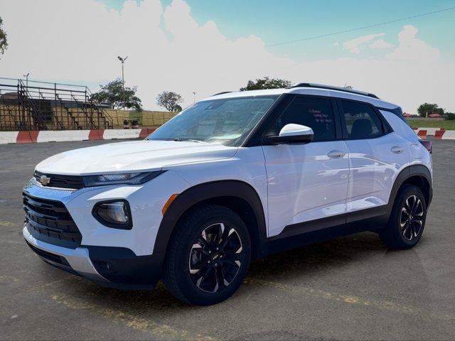 Used 2022 Chevrolet TrailBlazer LT w/ Confidence II Package FWD image 5