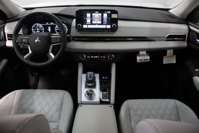 New 2025 Mitsubishi Outlander SEL image 20