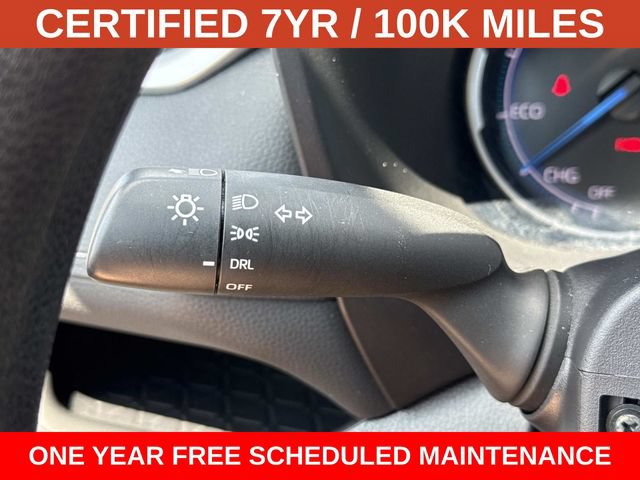 Used 2025 Toyota RAV4 LE AWD/4WD image 26