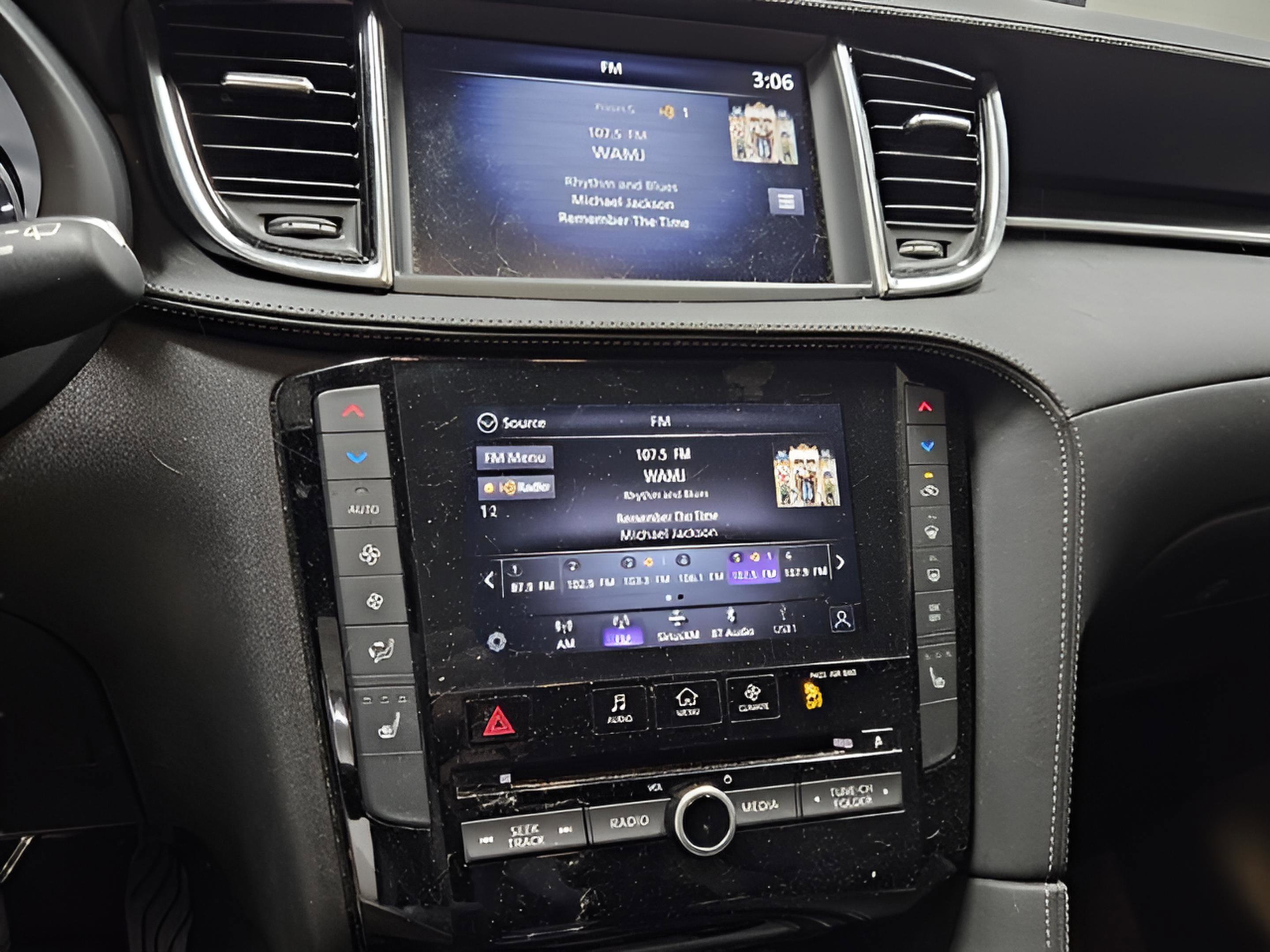 Certified 2025 INFINITI QX50 Luxe w/ Accent Package image 84