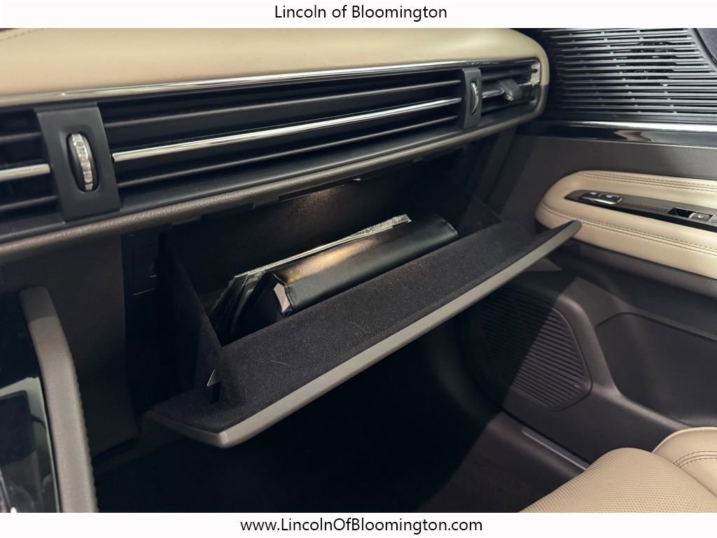 Certified 2022 Lincoln Corsair Reserve w/ Equipment Group 201A image 45