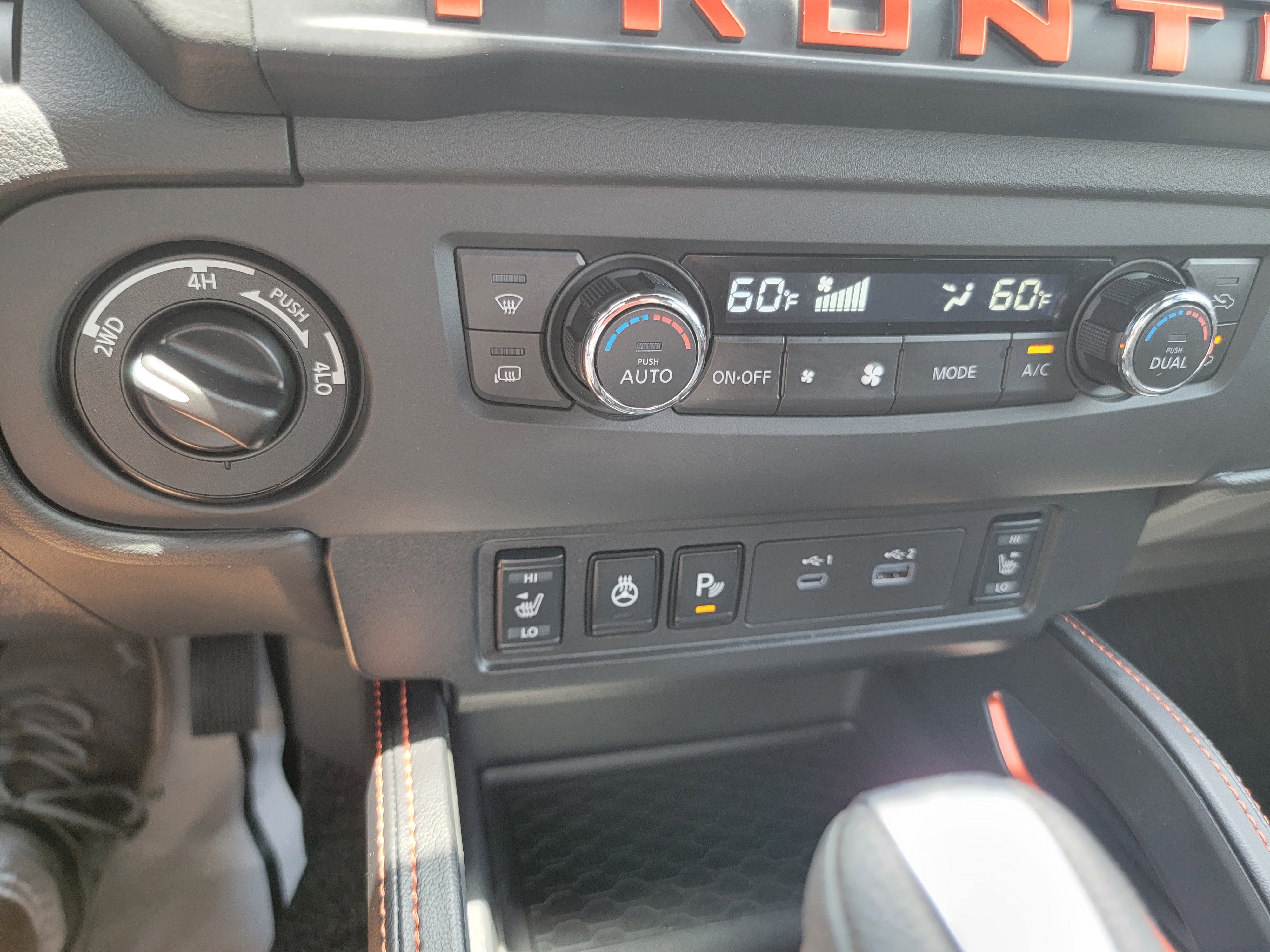 Used 2025 Nissan Frontier PRO-4X w/ Pro Convenience Package image 29