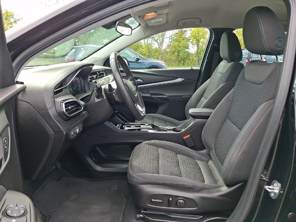 Used 2023 Chevrolet Bolt EUV LT w/ Comfort Package FWD image 15