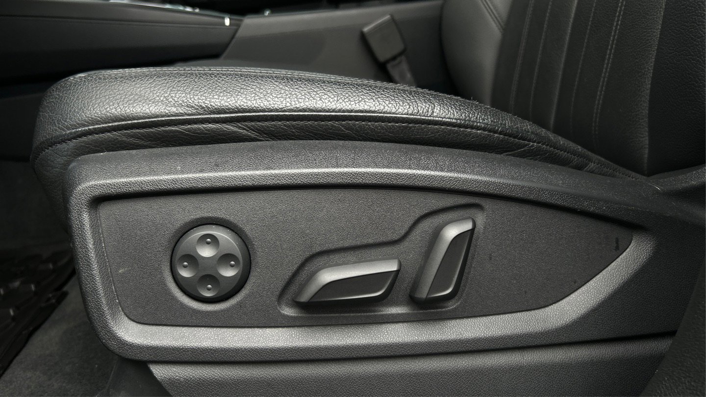 Used 2018 Audi Q5 2.0T Premium AWD/4WD image 38