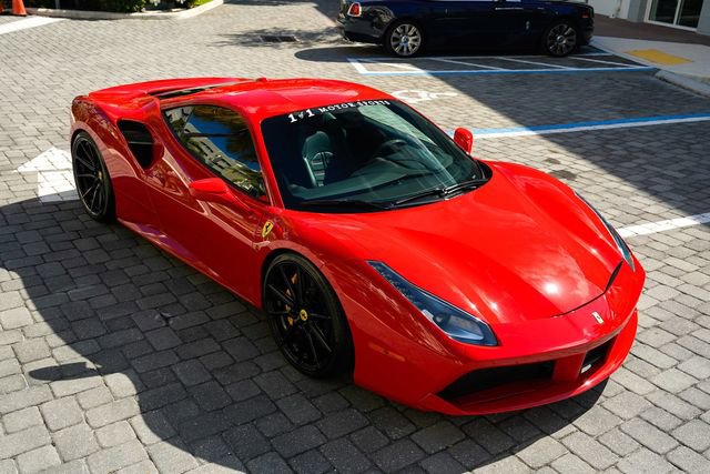 Used 2018 Ferrari 488 GTB image 39