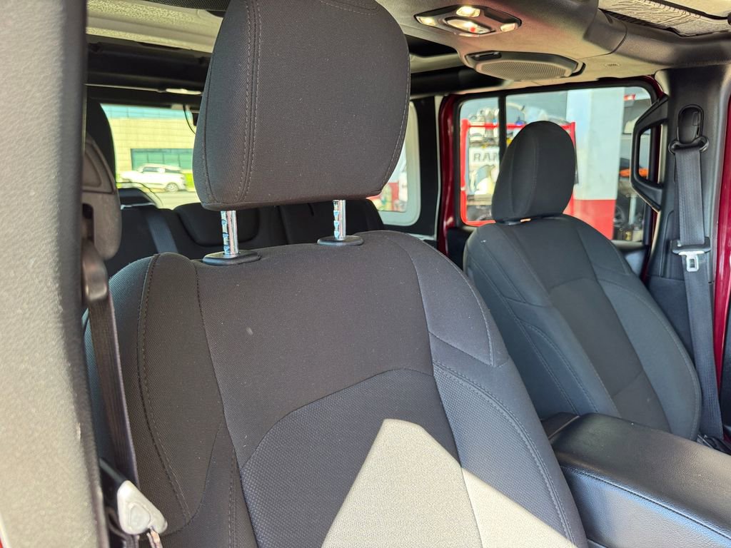 Used 2022 Jeep Wrangler Unlimited Sport image 7