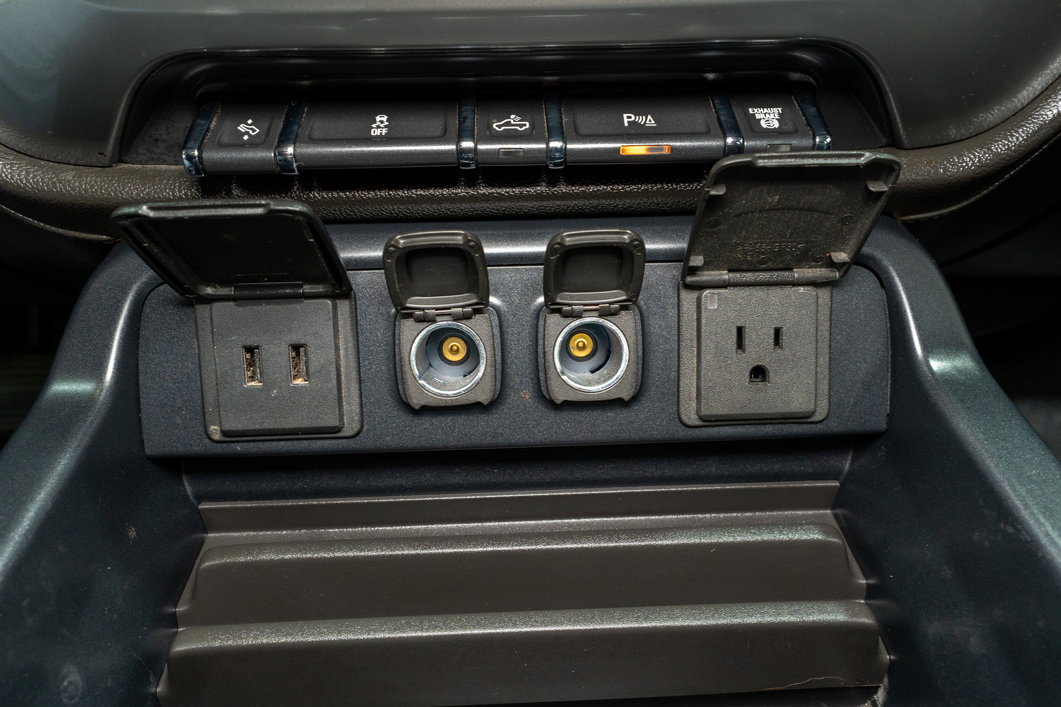 Used 2018 Chevrolet Silverado 2500 LTZ w/ Duramax Plus Package image 27