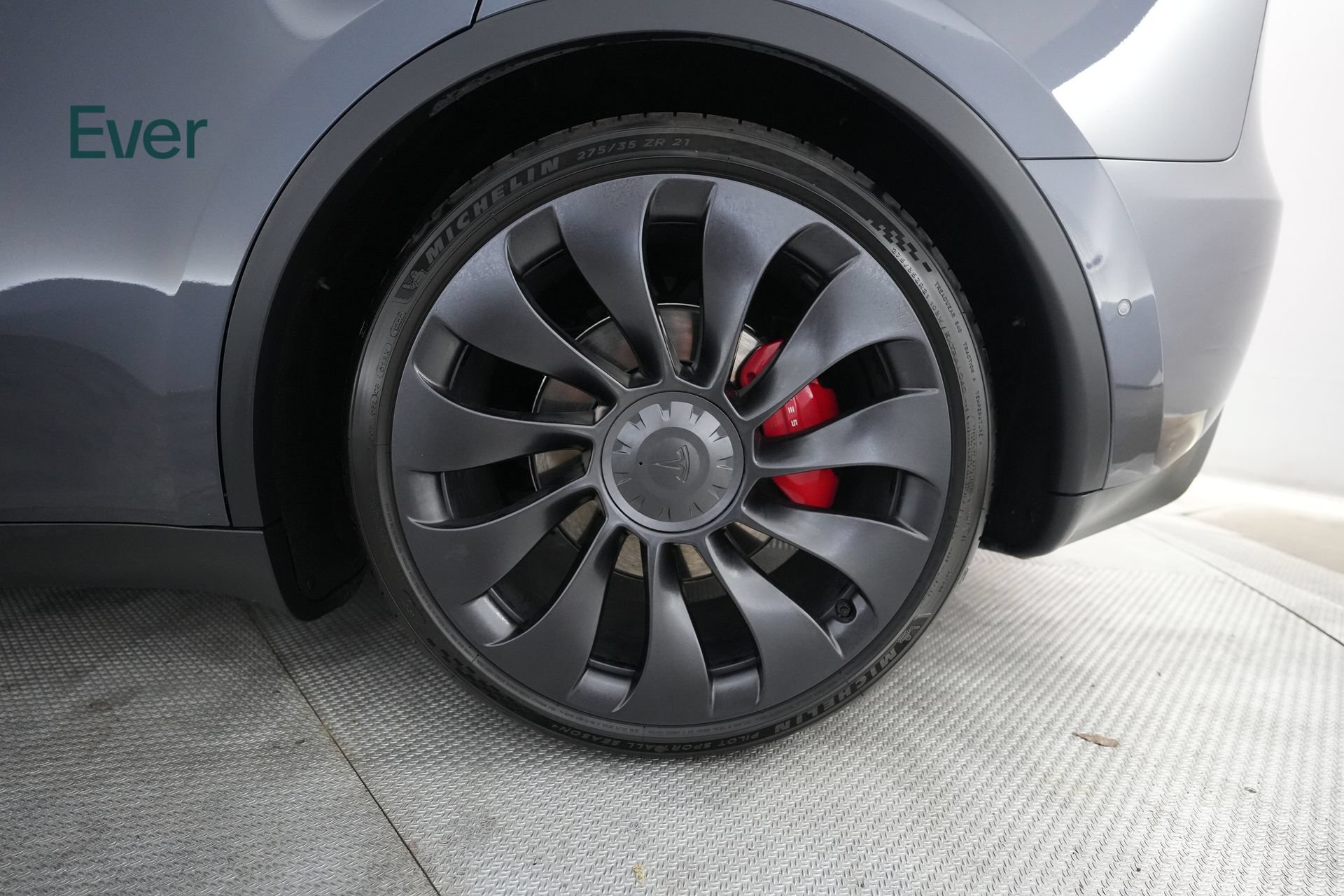Used 2022 Tesla Model Y Performance AWD/4WD image 9