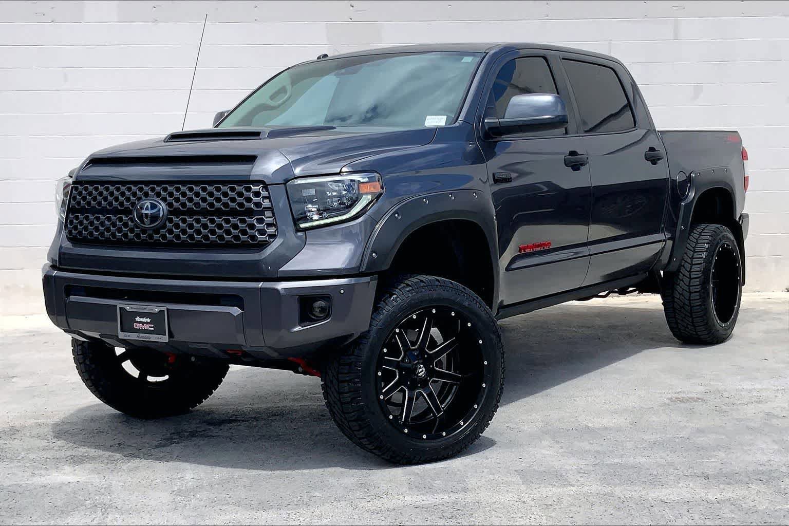 Used 2019 Toyota Tundra SR5 AWD/4WD video 1