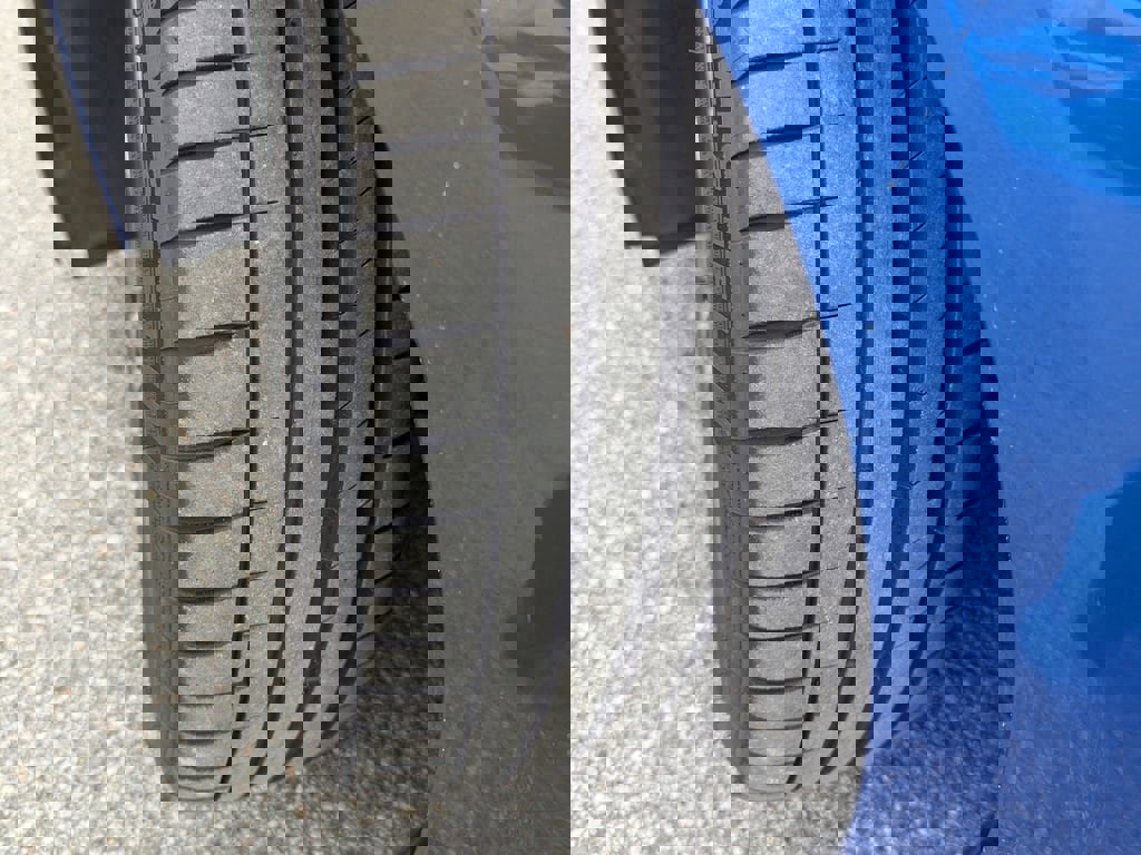 Used 2020 Kia Stinger GT2 image 32