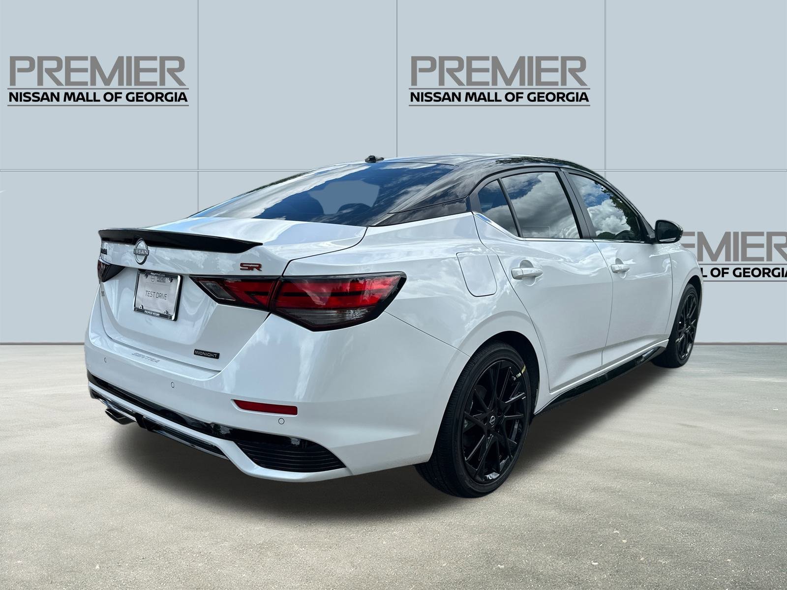 New 2025 Nissan Sentra SR w/ Midnight Edition image 5