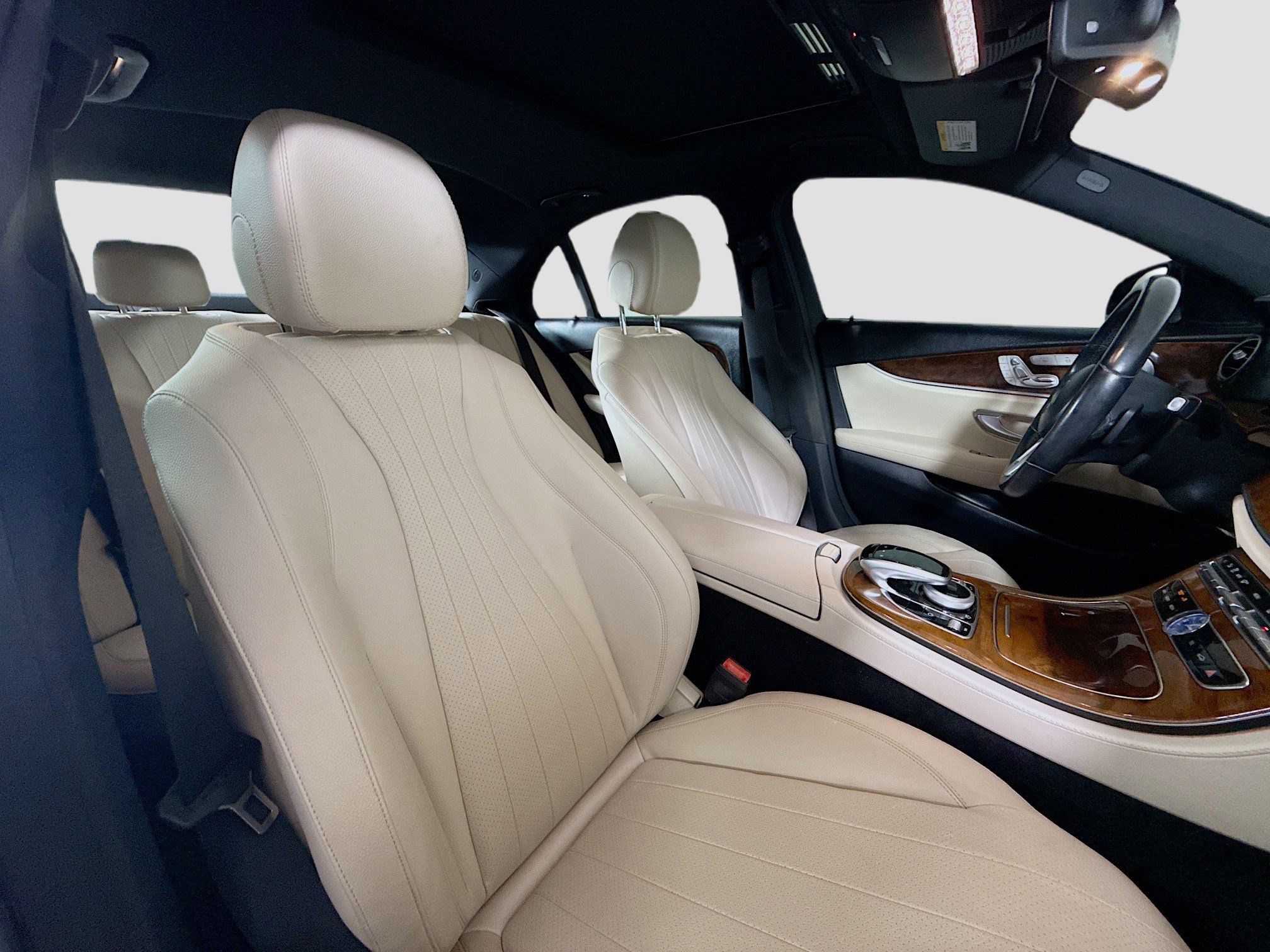 Used 2019 Mercedes-Benz E 300 w/ Premium 1 Package image 29