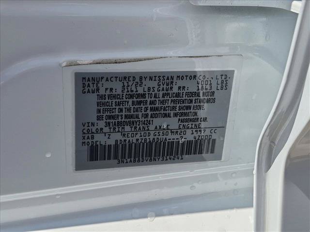 Used 2022 Nissan Sentra SR w/ Lighting Package FWD image 22