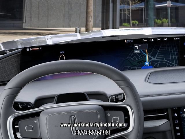 New 2027 Lincoln Navigator Premiere RWD image 13