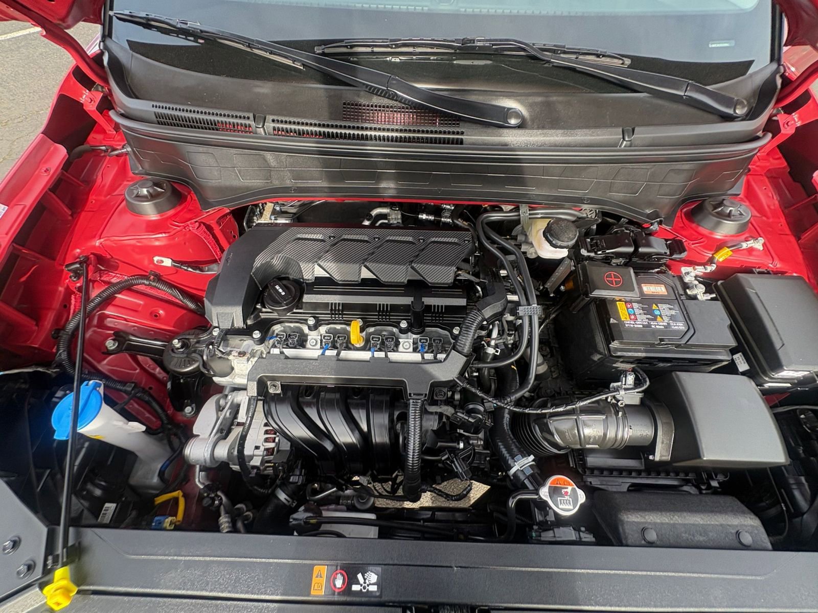 Used 2025 Hyundai Venue SEL image 32