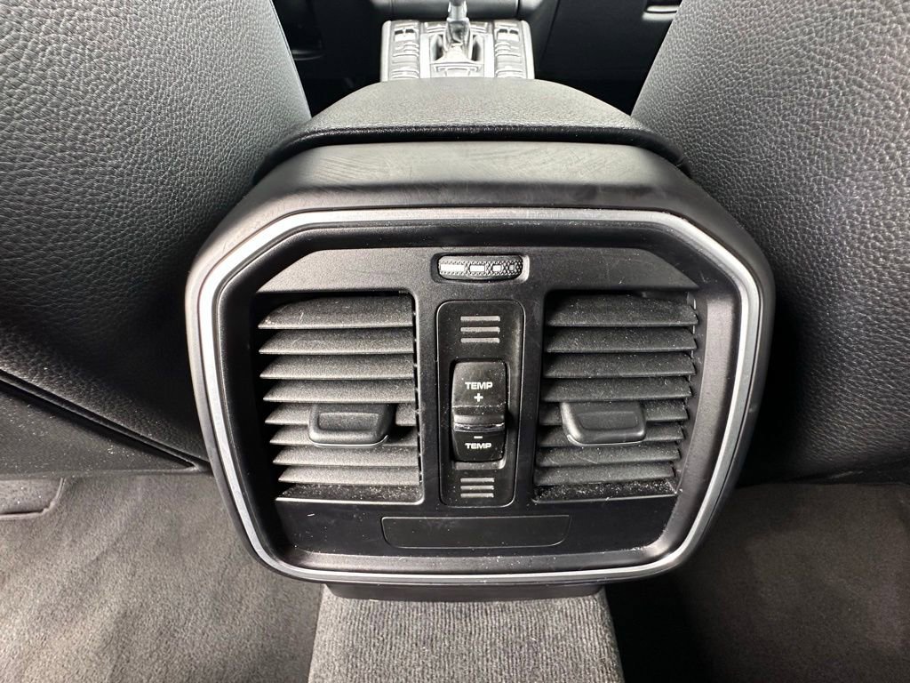 Certified 2017 Porsche Macan AWD/4WD image 34