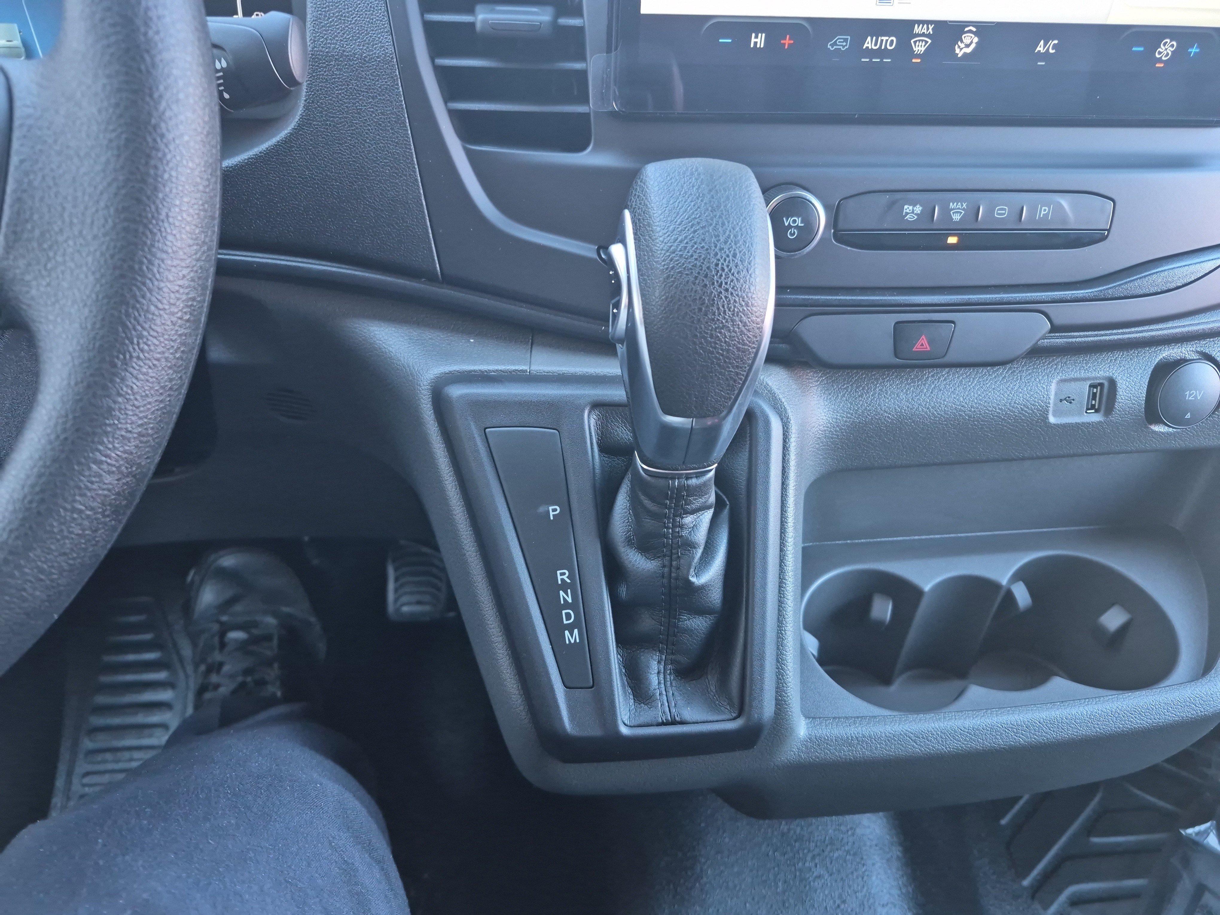 New 2026 Ford Transit 250 148 Medium Roof image 30