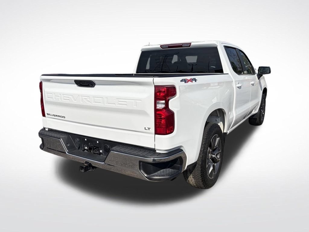 Used 2024 Chevrolet Silverado 1500 LT AWD/4WD image 6