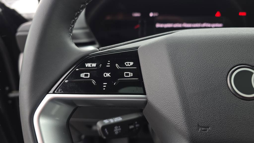 Used 2025 Audi Q5 Prestige image 23