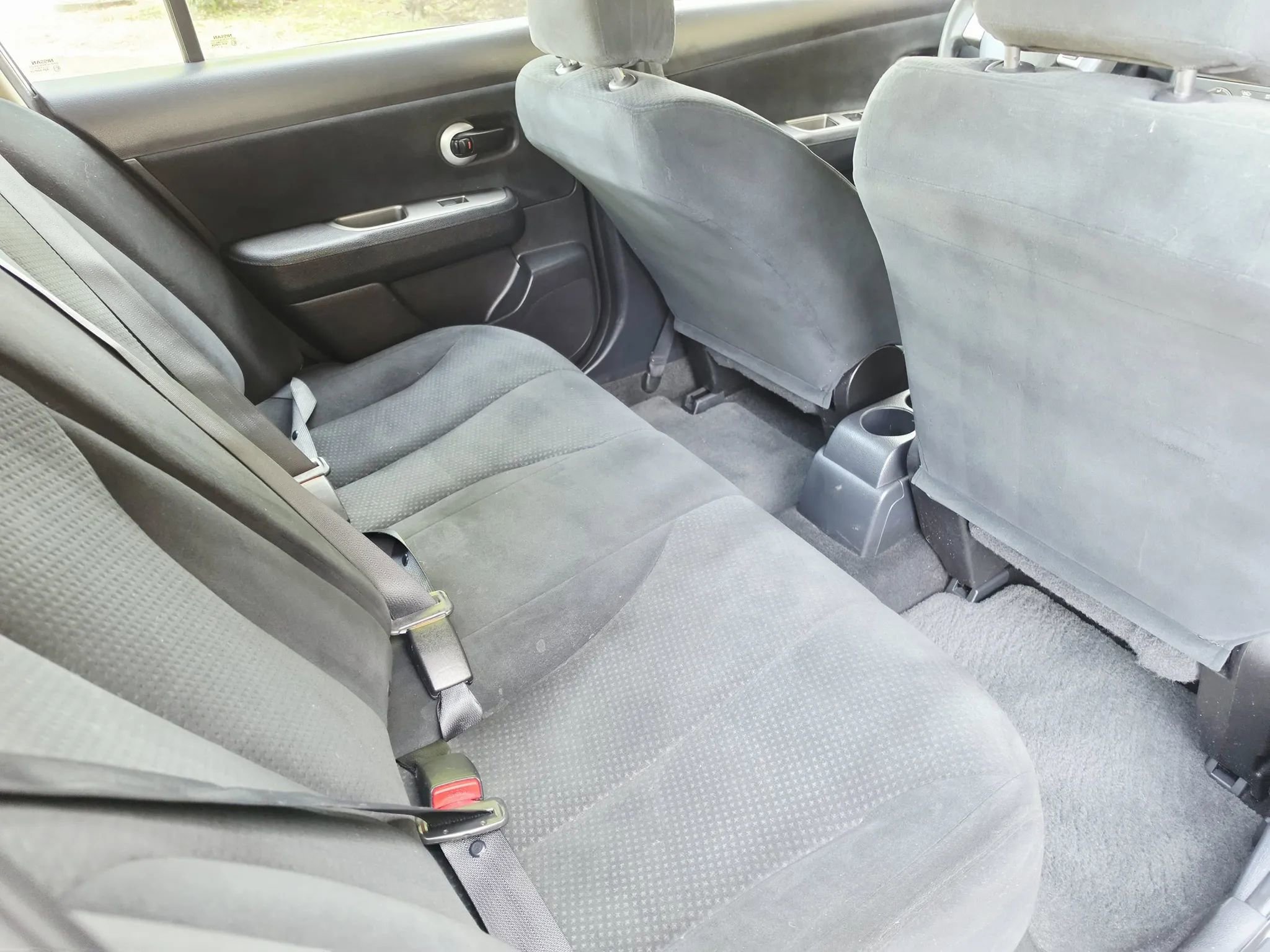 Used 2011 Nissan Versa 1.8 S w/ PWR Plus Pkg FWD image 12