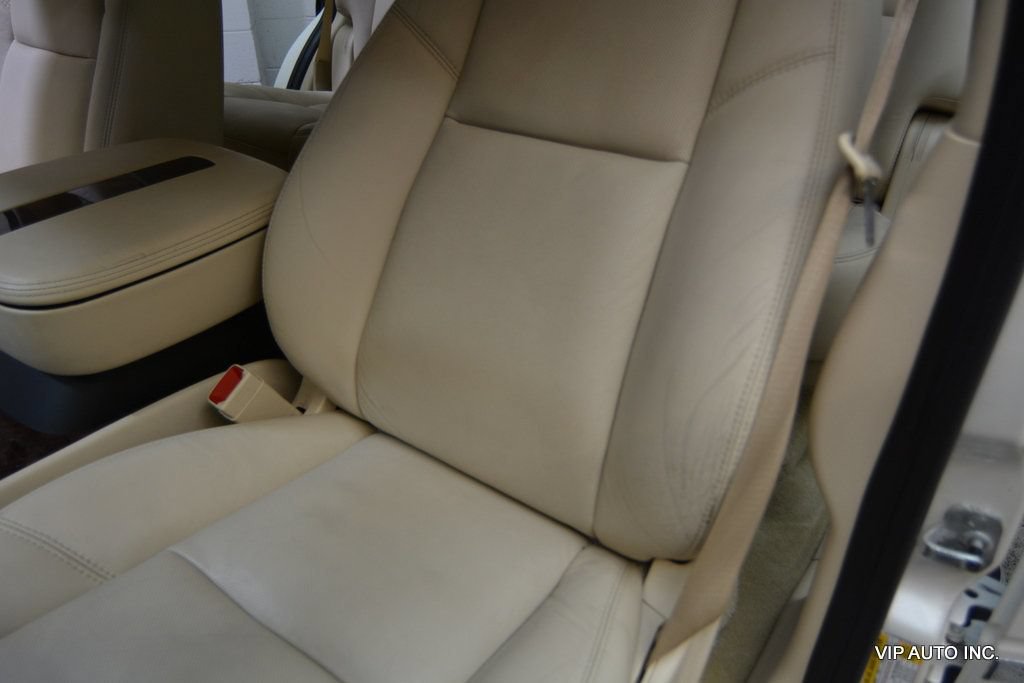 Used 2007 Cadillac Escalade AWD w/ Information Package image 25