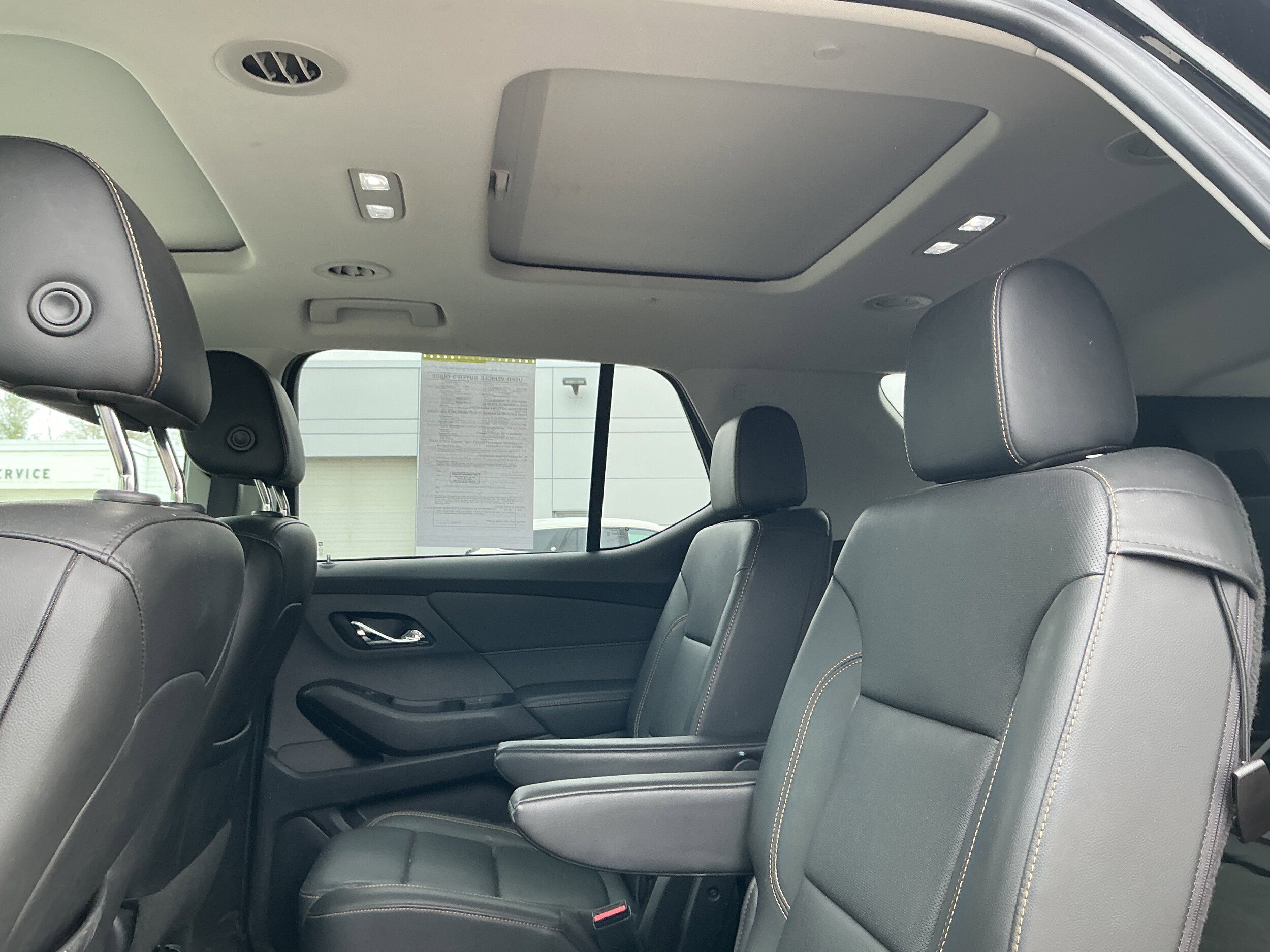 Used 2020 Chevrolet Traverse Premier image 4
