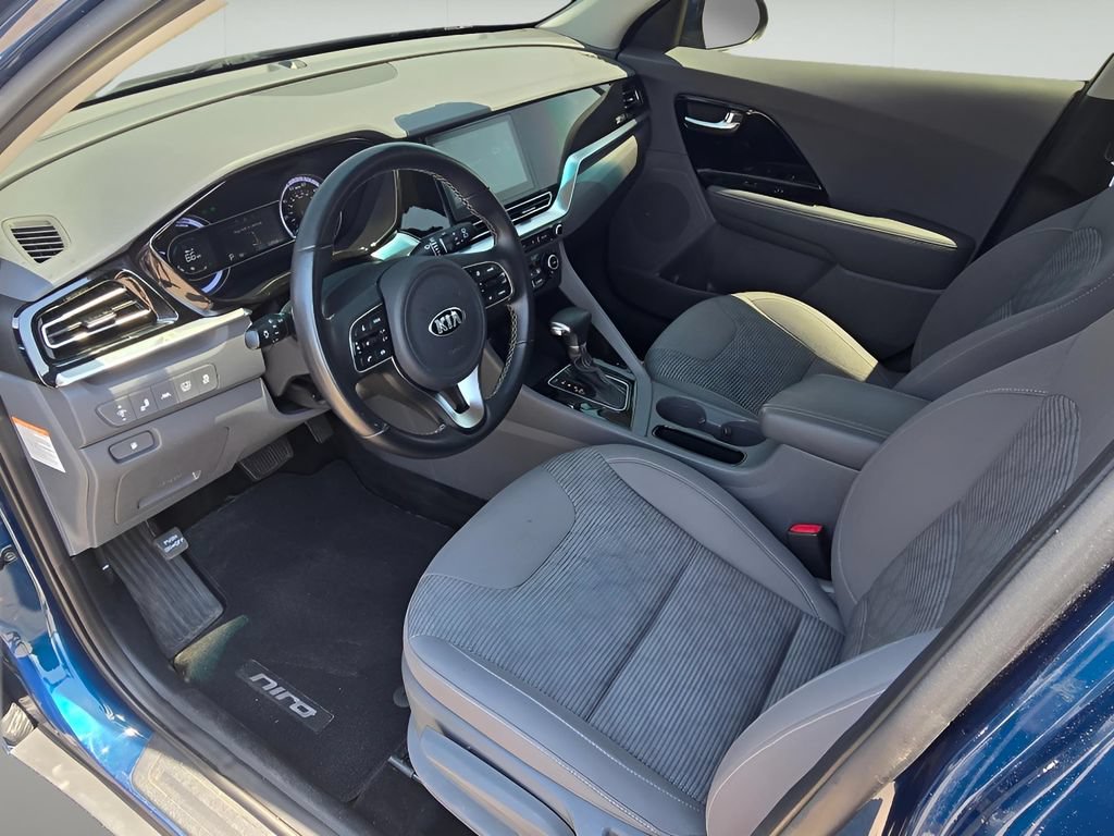 Used 2021 Kia Niro LXS FWD image 22
