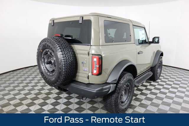 New 2025 Ford Bronco Badlands image 3