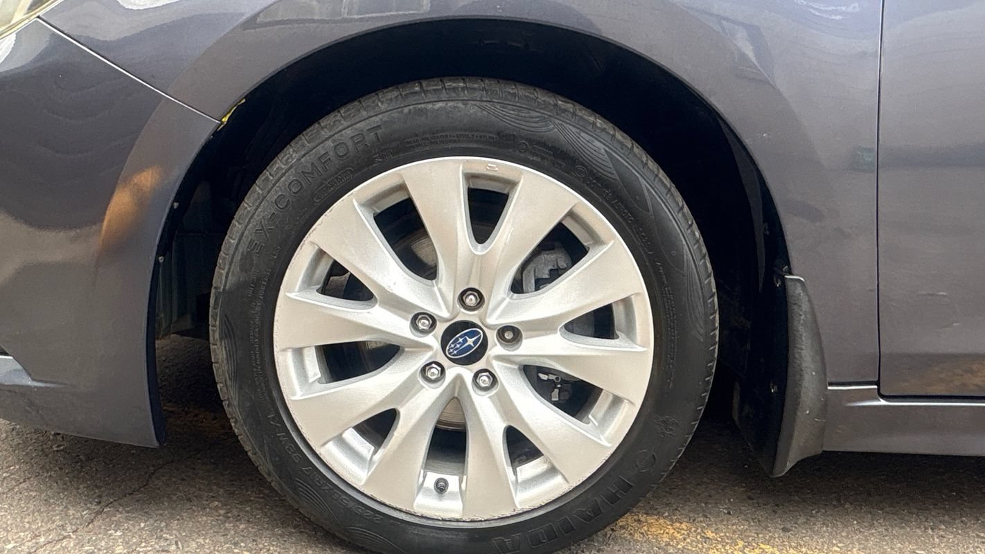 Used 2015 Subaru Legacy 2.5i Premium w/ Popular Package #3 AWD/4WD image 22