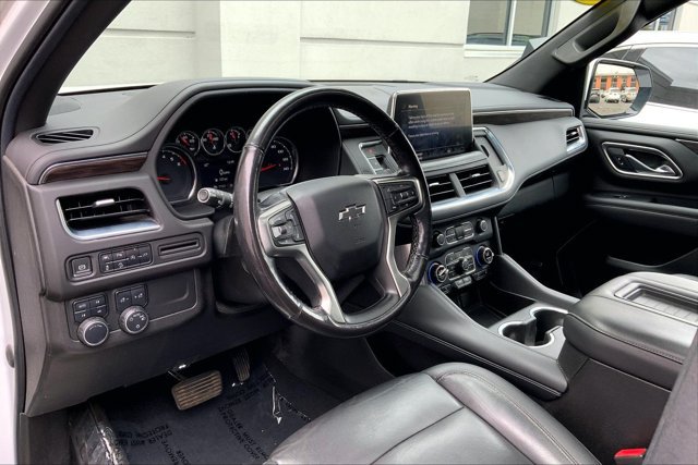 Used 2021 Chevrolet Tahoe Z71 w/ Luxury Package AWD/4WD image 13