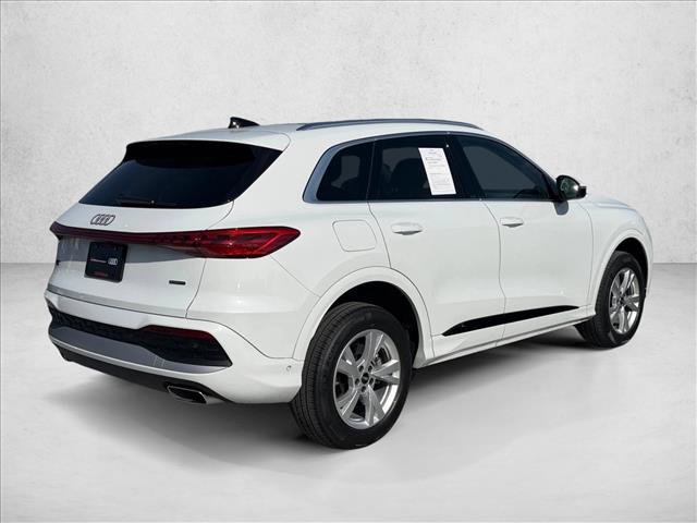 Certified 2025 Audi Q5 Premium w/ Convenience Package AWD/4WD image 5