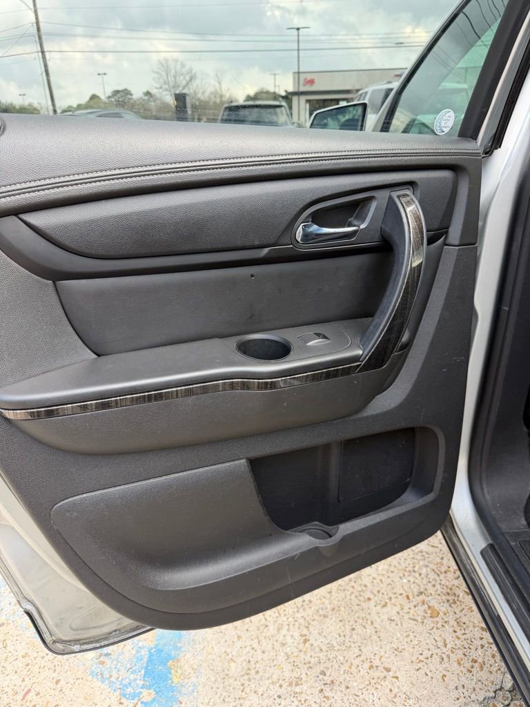 Used 2014 GMC Acadia SLT image 8