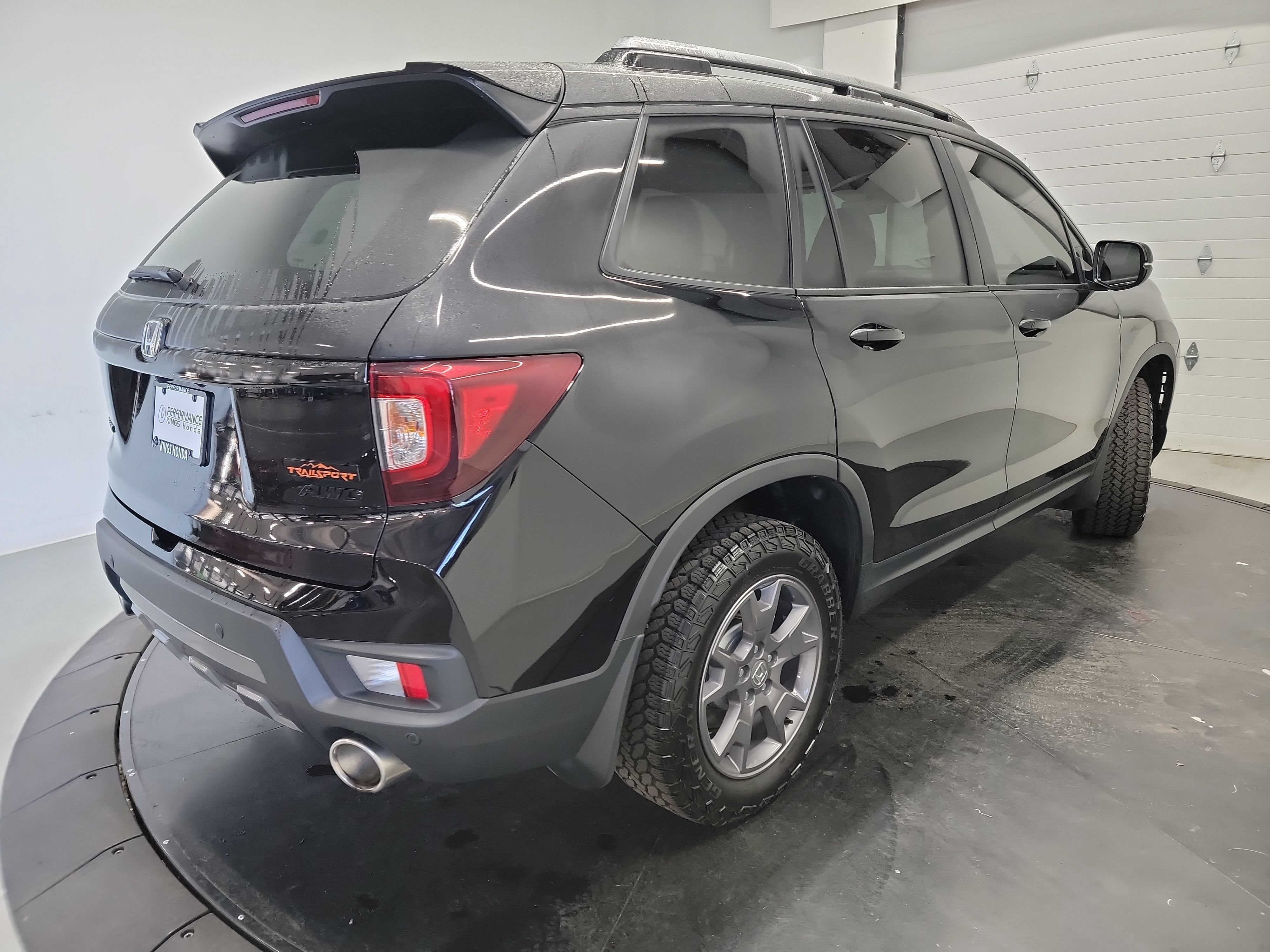 Used 2024 Honda Passport TrailSport image 9