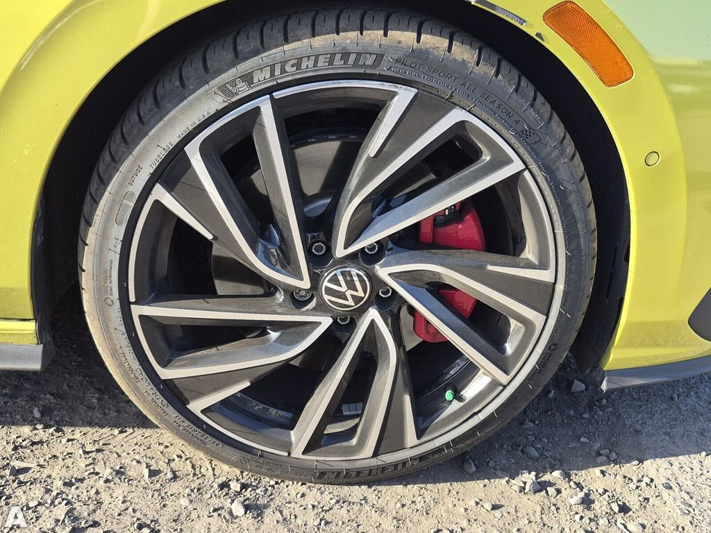 Used 2022 Volkswagen GTI Autobahn FWD image 5