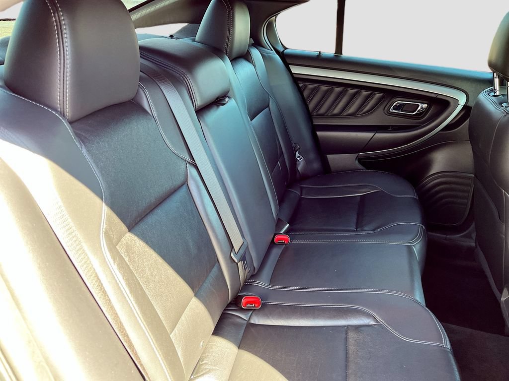 Used 2018 Ford Taurus SEL w/ Equipment Group 201A AWD/4WD image 25
