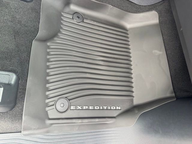 New 2026 Ford Expedition Max Platinum w/ Stealth Performance Package image 43