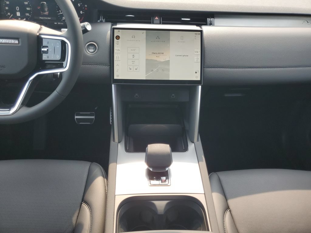 New 2026 Land Rover Discovery Sport Landmark AWD/4WD image 32