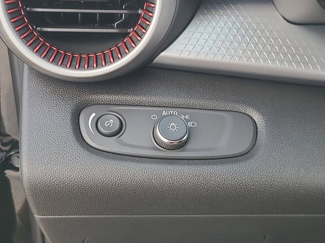 New 2026 Chevrolet Trax RS image 25