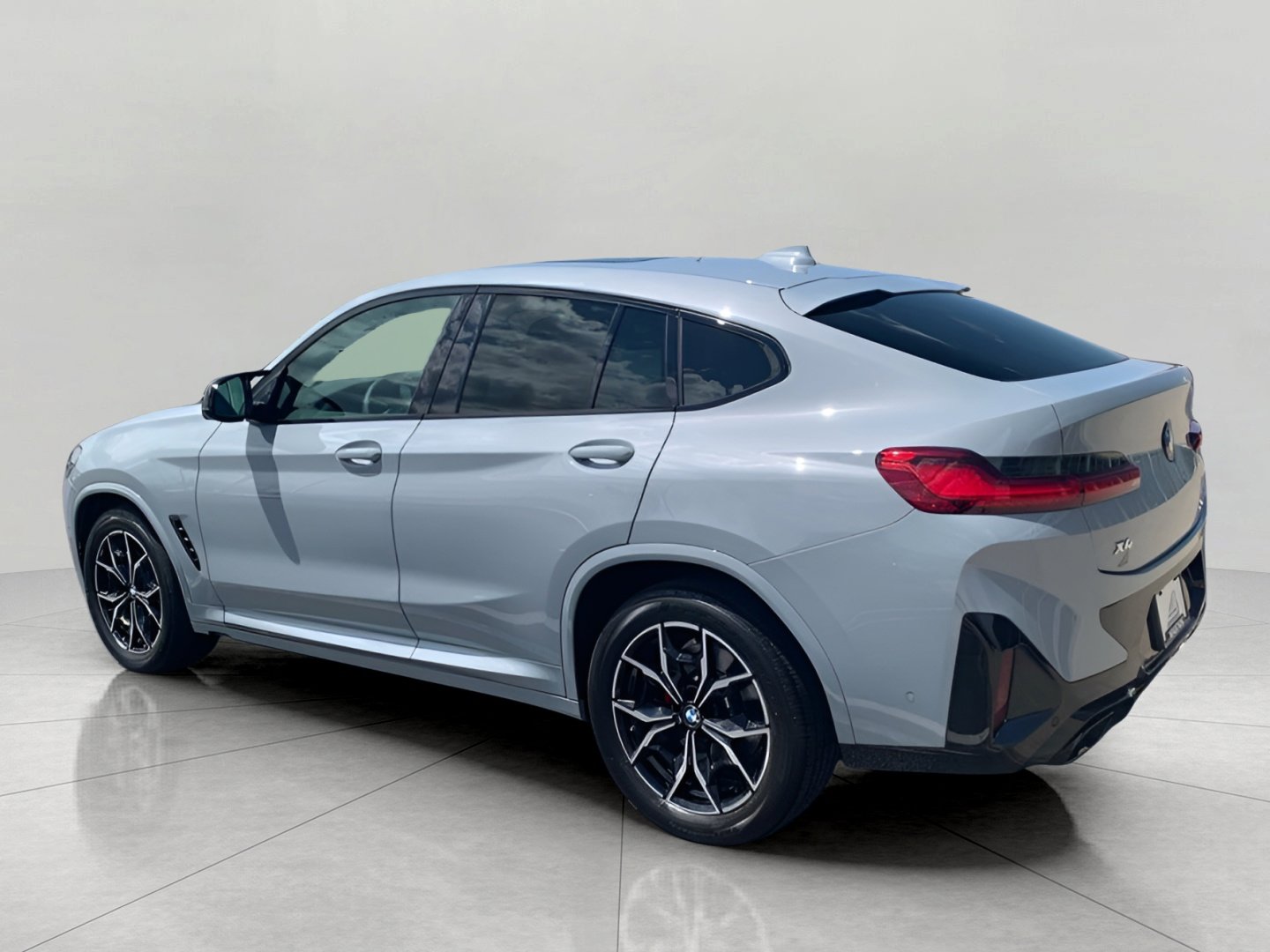 Used 2025 BMW X4 M40i w/ Premium Package AWD/4WD image 7