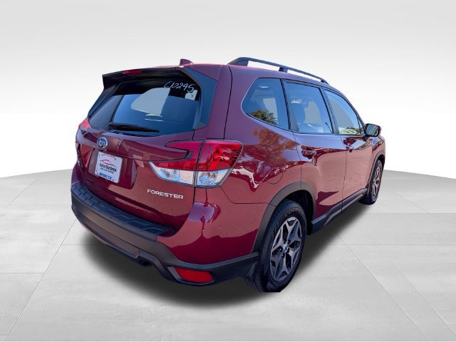 Used 2020 Subaru Forester Premium AWD/4WD image 7