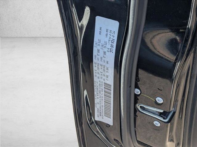 Used 2019 Jeep Cherokee Trailhawk image 23