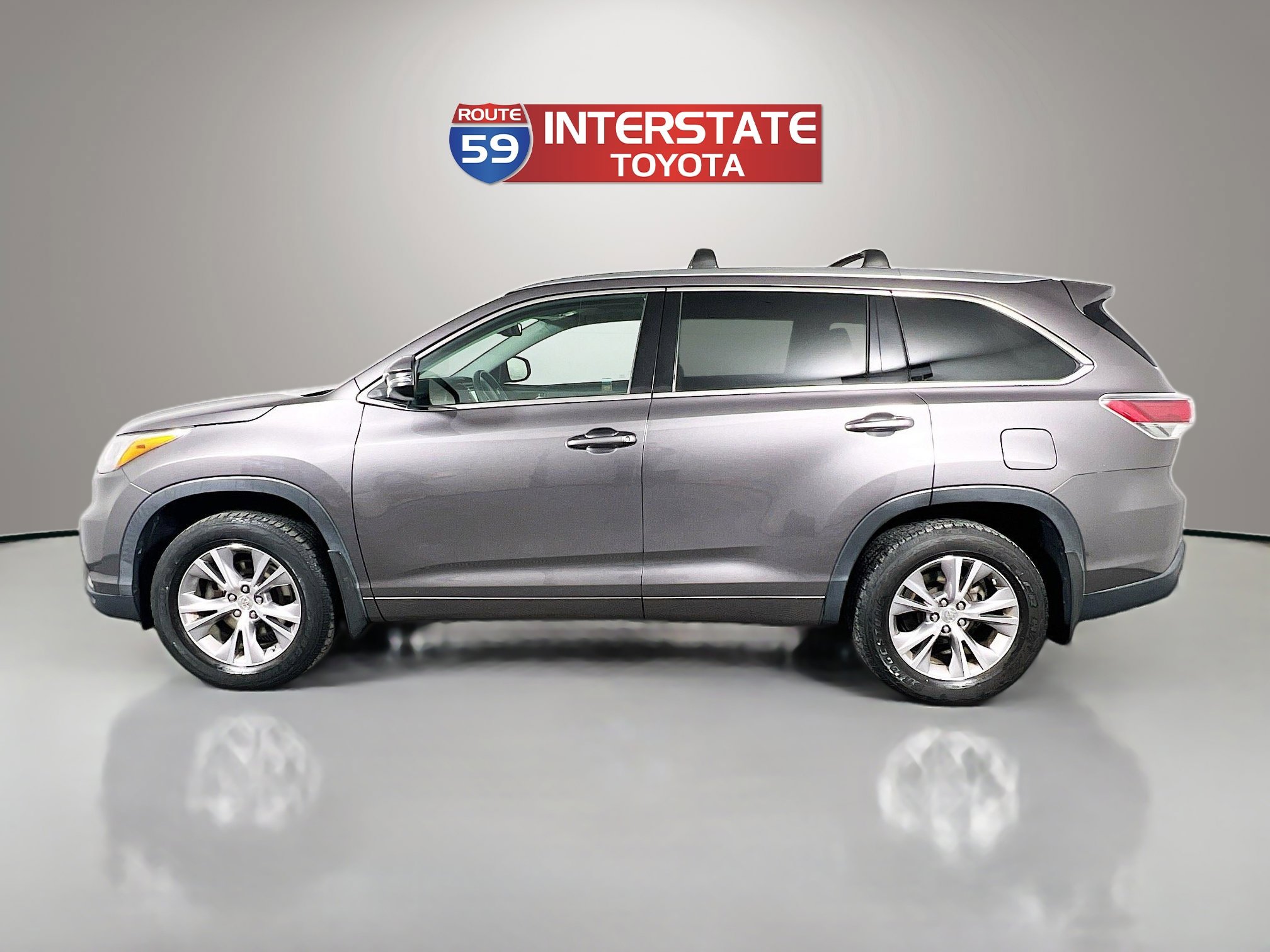 Used 2015 Toyota Highlander XLE image 4