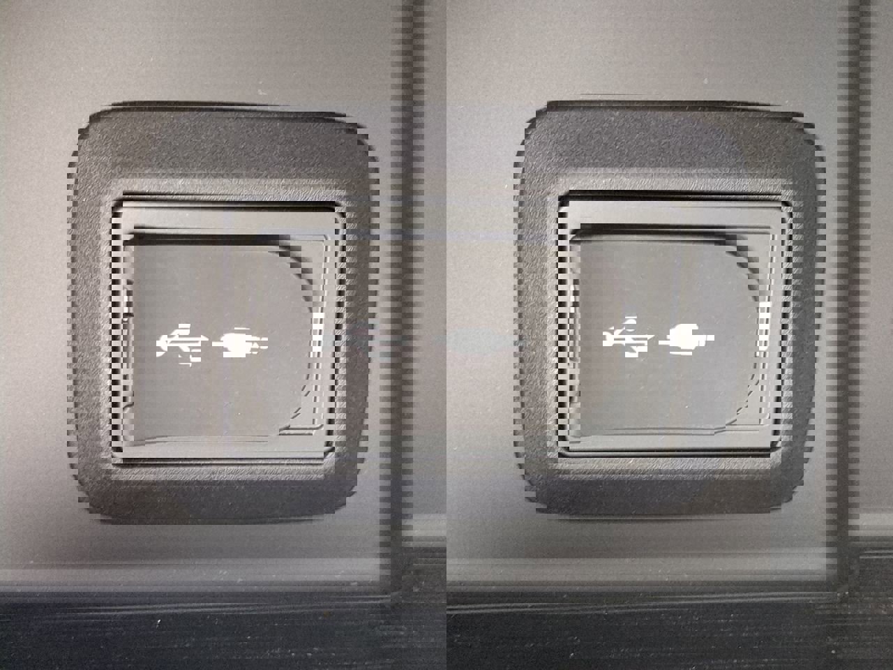 Used 2021 Toyota Venza Limited w/ Advanced Technology Package image 23