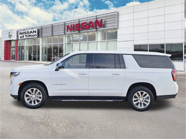 Used 2023 Chevrolet Suburban Premier image 7